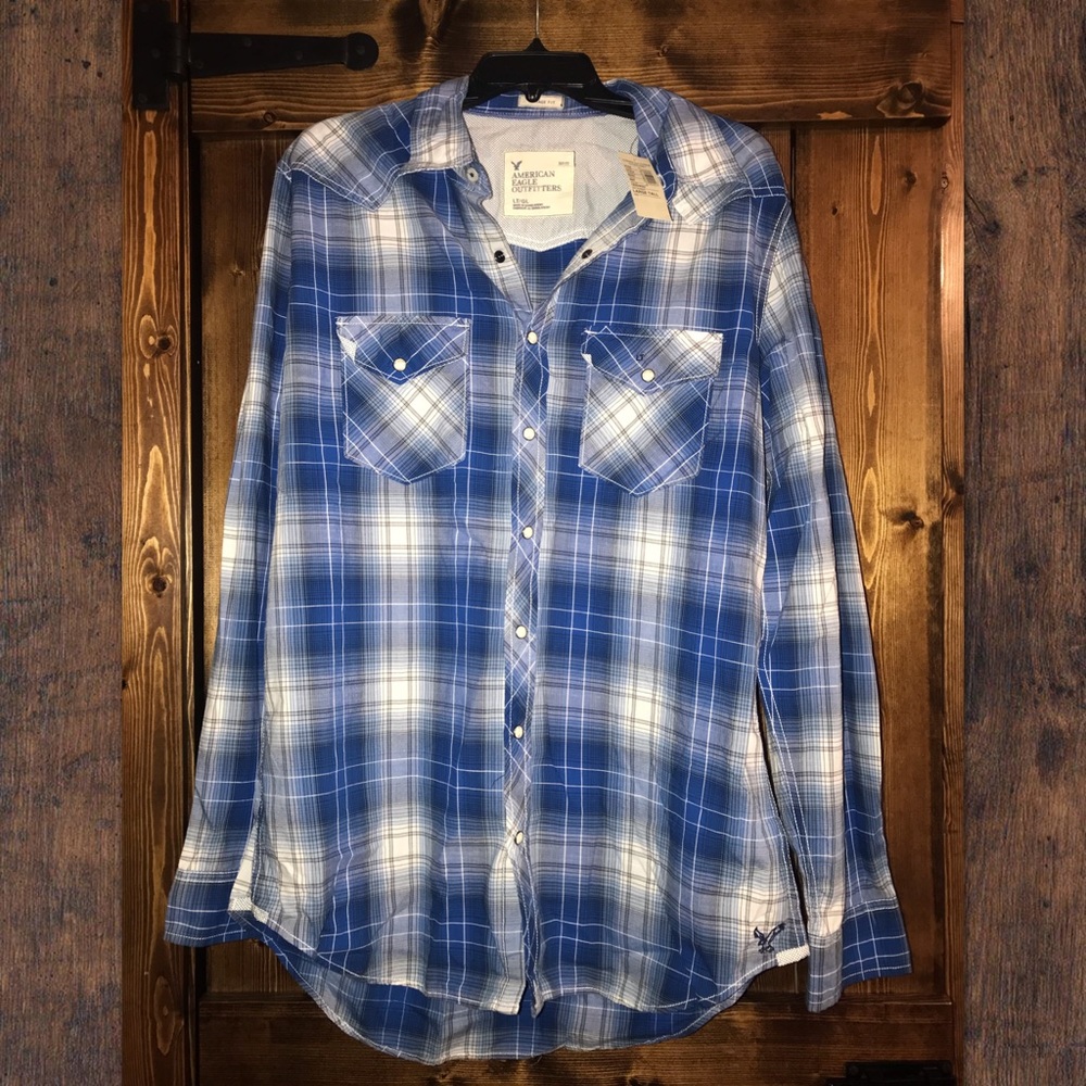 ❌SOLD❌Men’s American Eagle Plaid Button Up